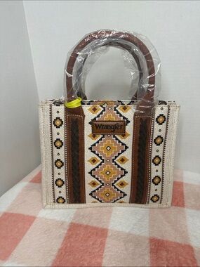 Wrangler Beige Brown & Yellow Geometric Tote